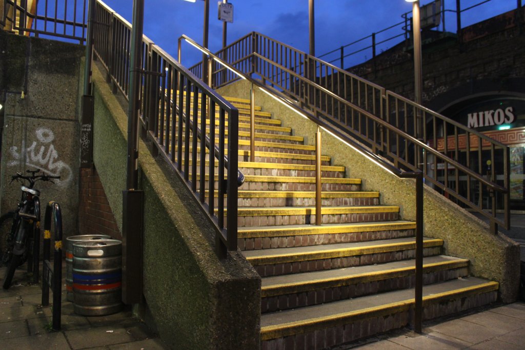 Brixton Leisure Centre_Continulux_Footfall Lighting Ltd (10)